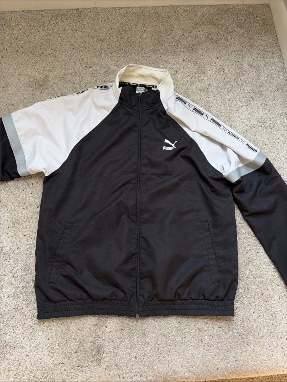 Puma jacket men’s medium